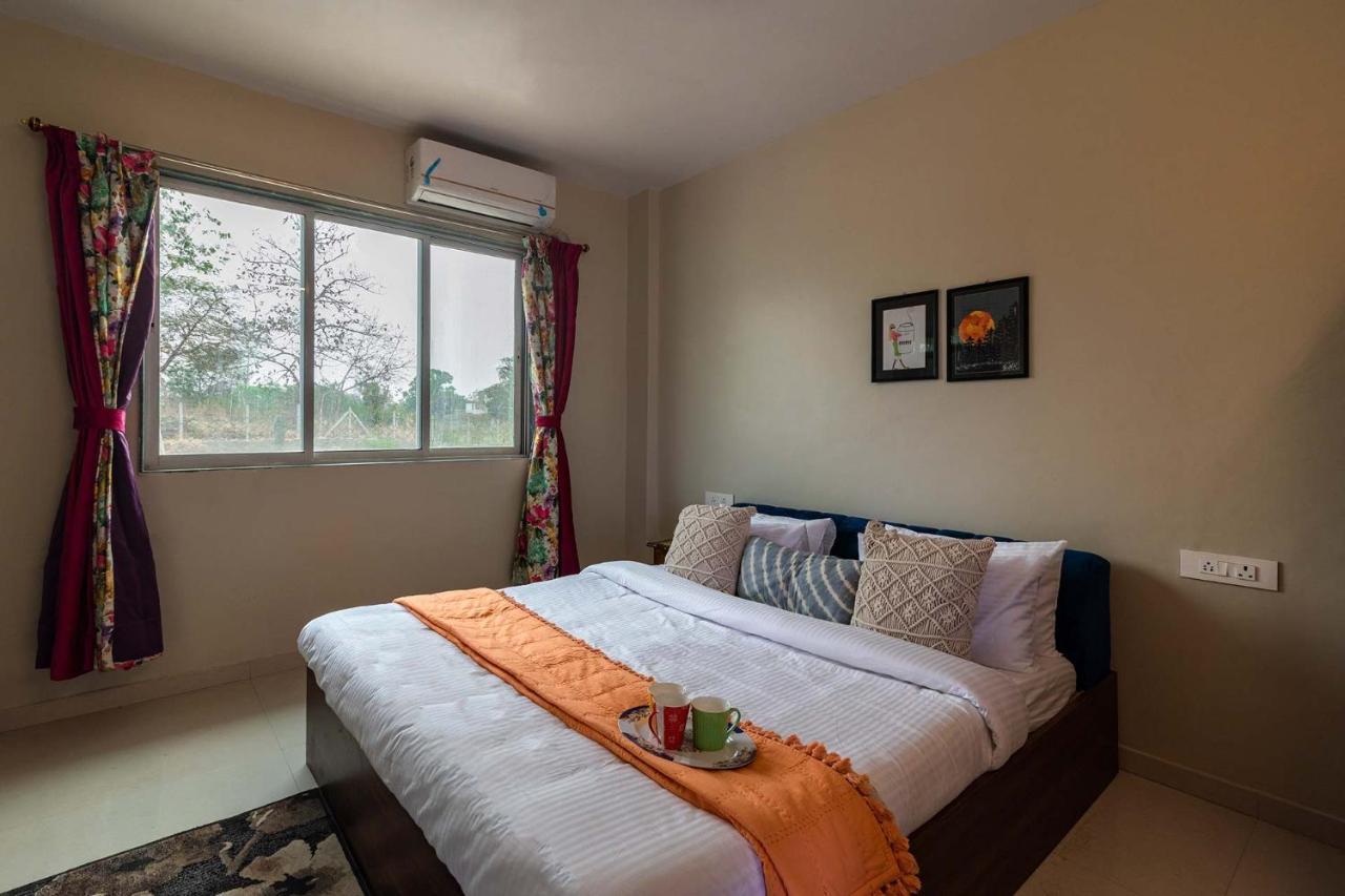 Aqua & Sage By Stayvista - Riverside Villa With Pool & Terrace Karjat Eksteriør billede