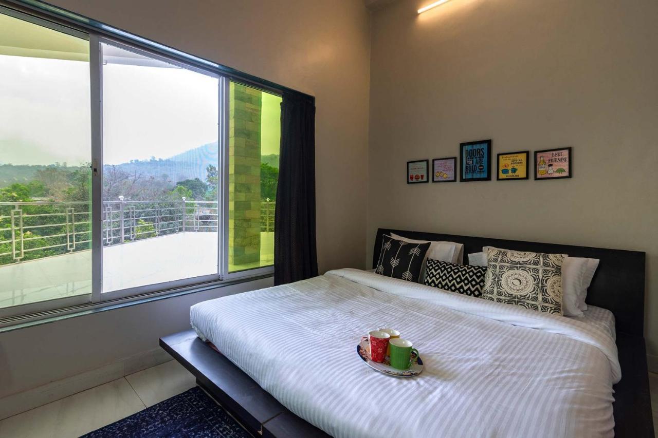 Aqua & Sage By Stayvista - Riverside Villa With Pool & Terrace Karjat Eksteriør billede